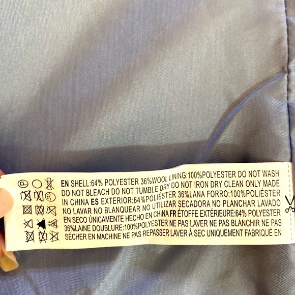 Forever 21 Exclusive light blue long jacket with fancy boucle type fabric - Picture 6 of 6